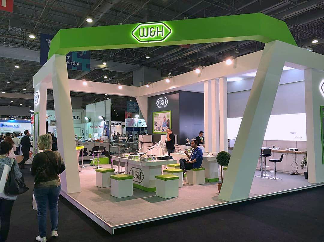 W&H exhibition stand at IDEX Istanbul 2018, completed view 2
